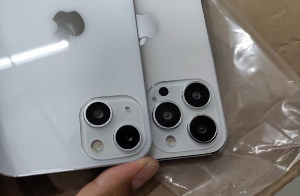 磐安苹果手机维修分享iPhone 13‌机模长什么样 
